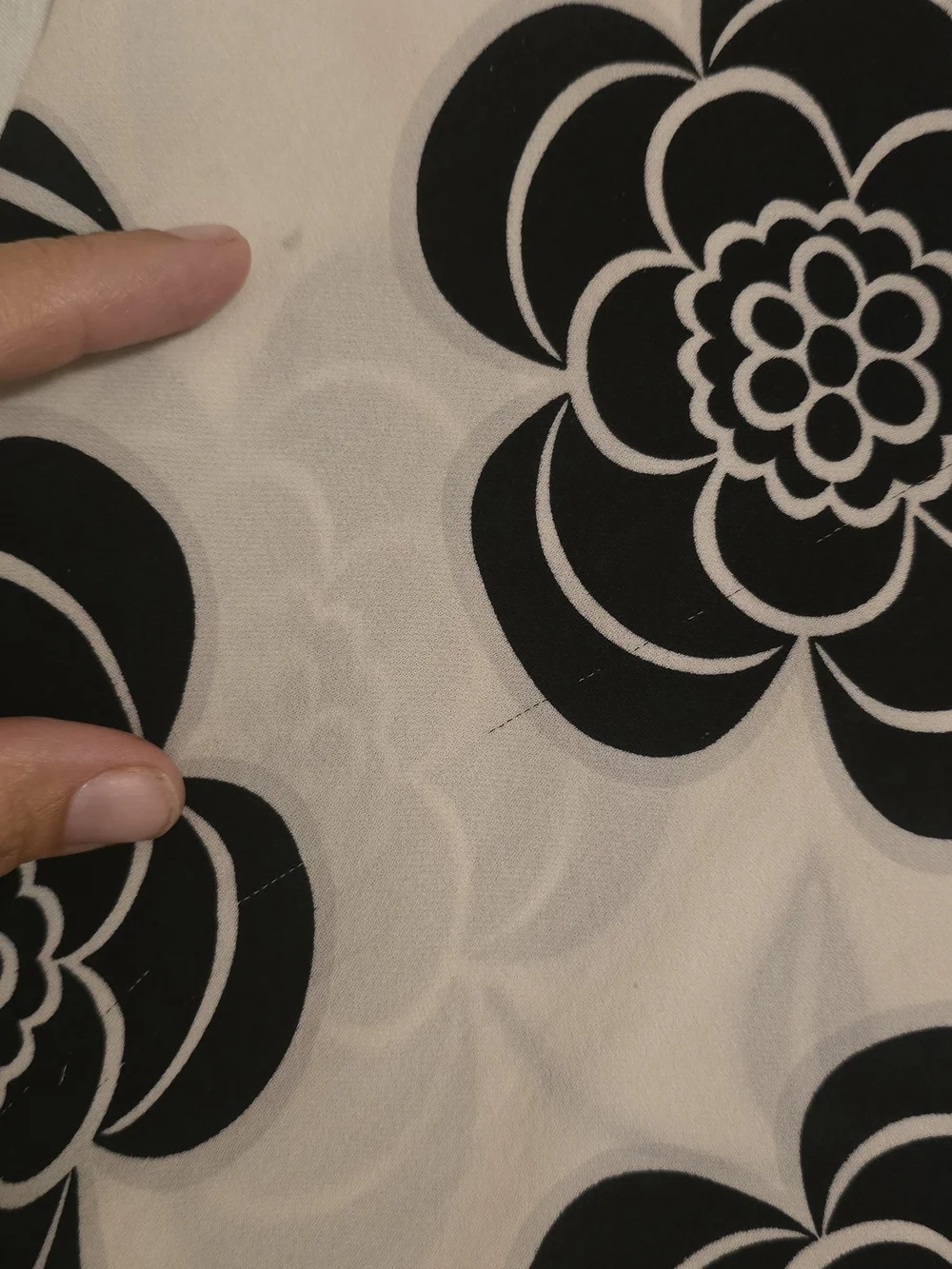 Tory Burch 100% Silk Black & White Floral Ruffle Sleeveless Top, Women's 10